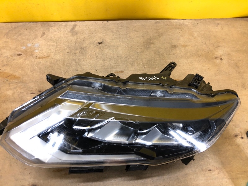 Фара левая X-TRAIL/ROGUE T32 13-20