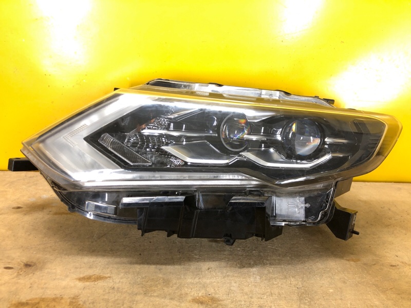 Фара левая NISSAN X-TRAIL/ROGUE T32 13-20 260606FP8A Б/У