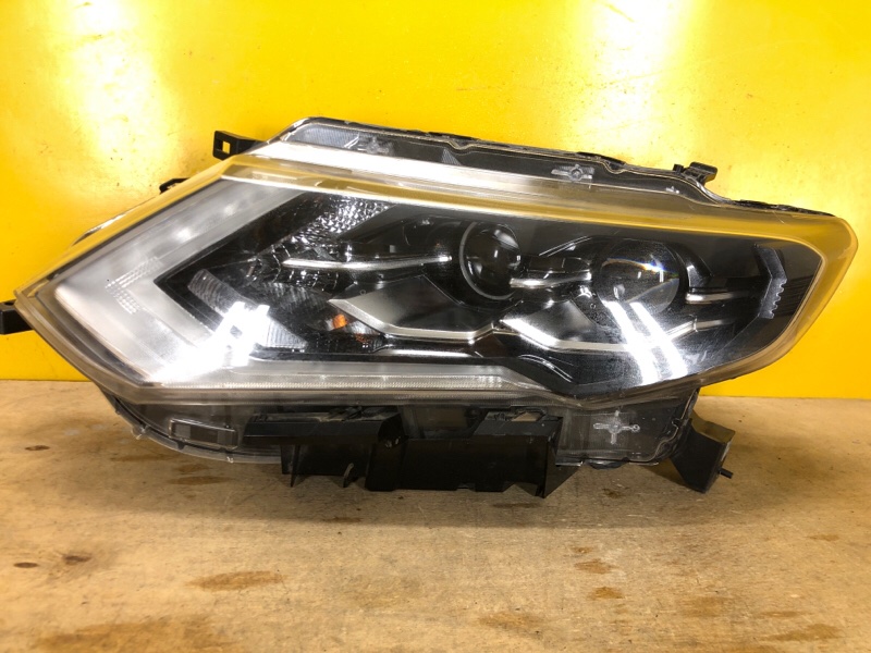 Фара левая NISSAN X-TRAIL/ROGUE T32 13-20 260606FP8A Б/У