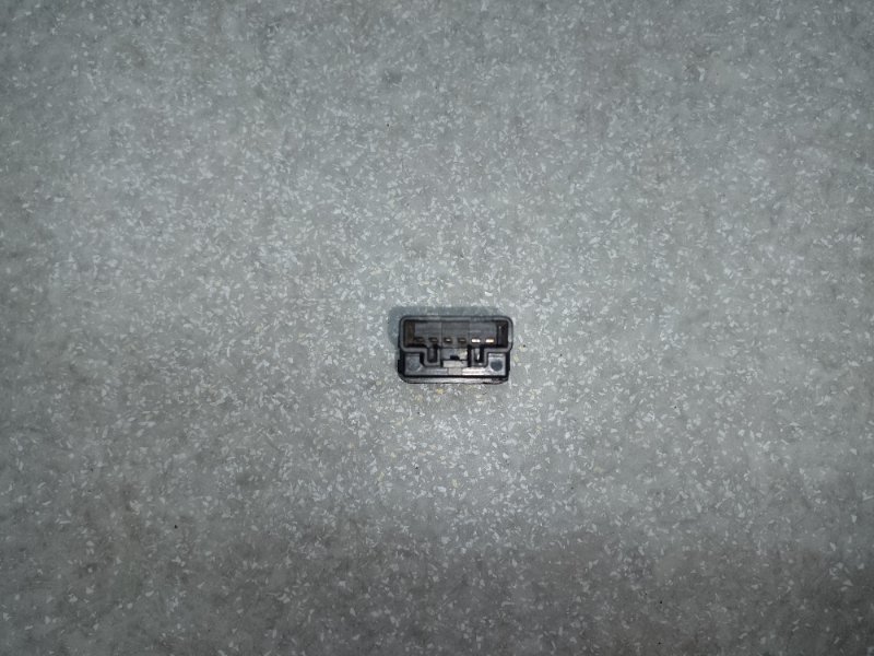 Кнопка парктроника TOYOTA CAMRY 40 06-11 Кнопка парктроника TOYOTA CAMRY 40 06-11