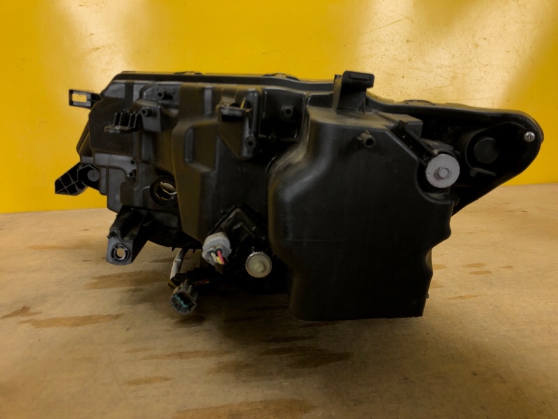 Фара правая X-TRAIL/ROGUE T32 13-20