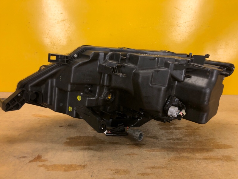 Фара правая X-TRAIL/ROGUE T32 13-20