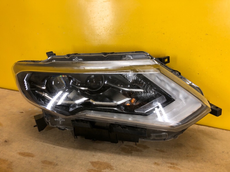 Фара правая NISSAN X-TRAIL/ROGUE T32 13-20