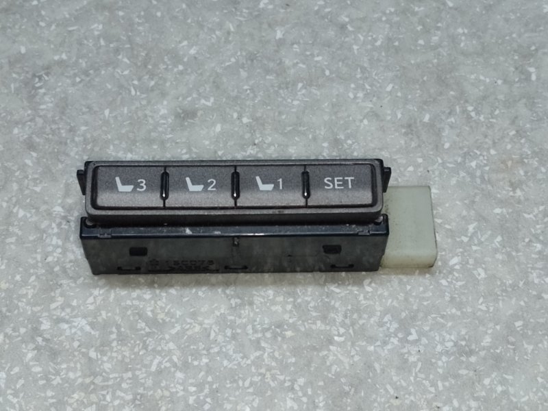Блок кнопок памяти сидений передний левый LEXUS LS460 06-12 84927-50080 Б/У