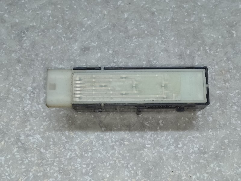 Блок кнопок памяти сидений передний левый LS460 06-12