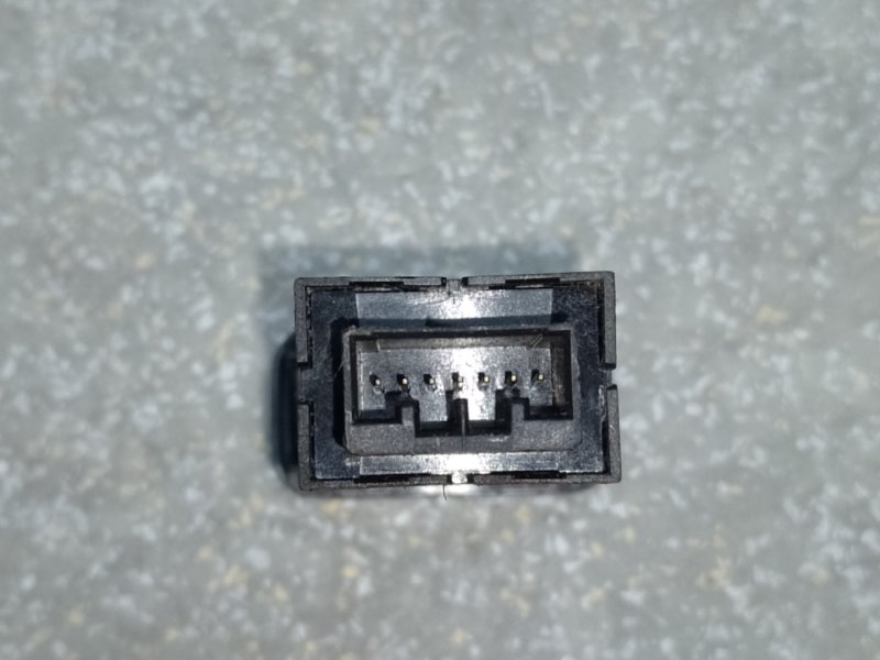 Кнопка открывания бензобака ACURA MDX (YD2) 06-13 Кнопка открывания бензобака ACURA MDX (YD2) 06-13