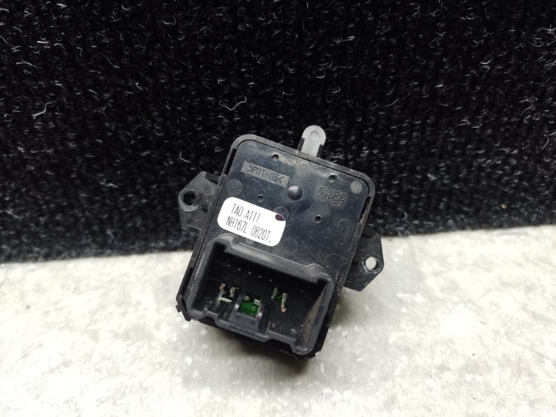 Блок управления зеркалами HONDA CROSSTOUR 09-15 Хетчбек 3.5 Блок управления зеркалами HONDA CROSSTOUR 09-15 Хетчбек 3.5