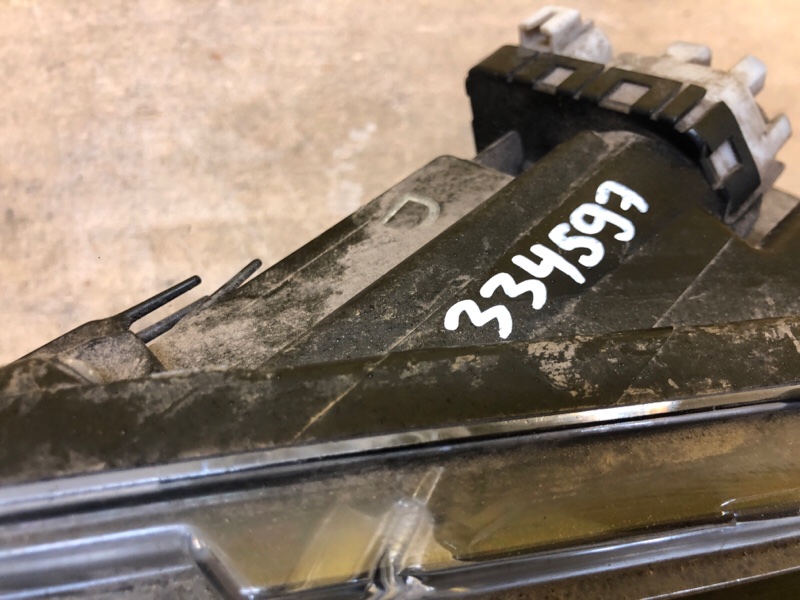 Фара левая 6 GH 07-12