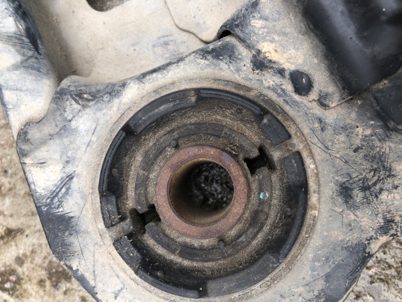 Балка задней подвески CAMRY 55 14-17