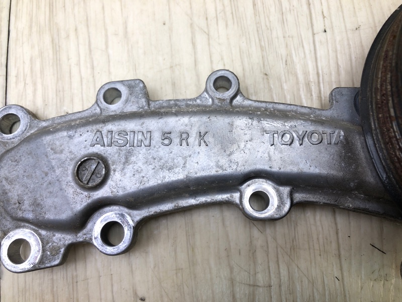 Помпа RX350/450 09-15 2011 2GR-FXE 3.5L