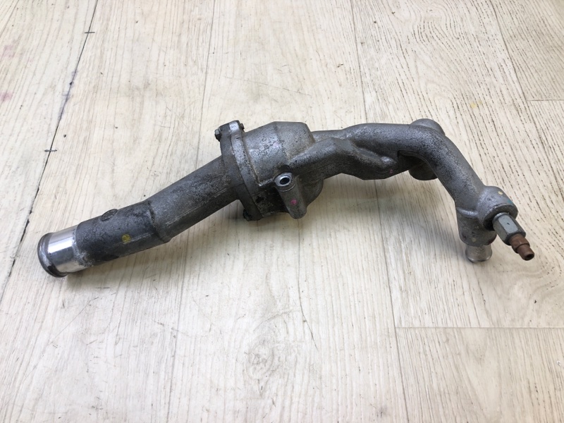 Корпус термостата LEXUS RX350/450 09-15 2011 2GR-FXE 3.5L 1632331040 Б/У