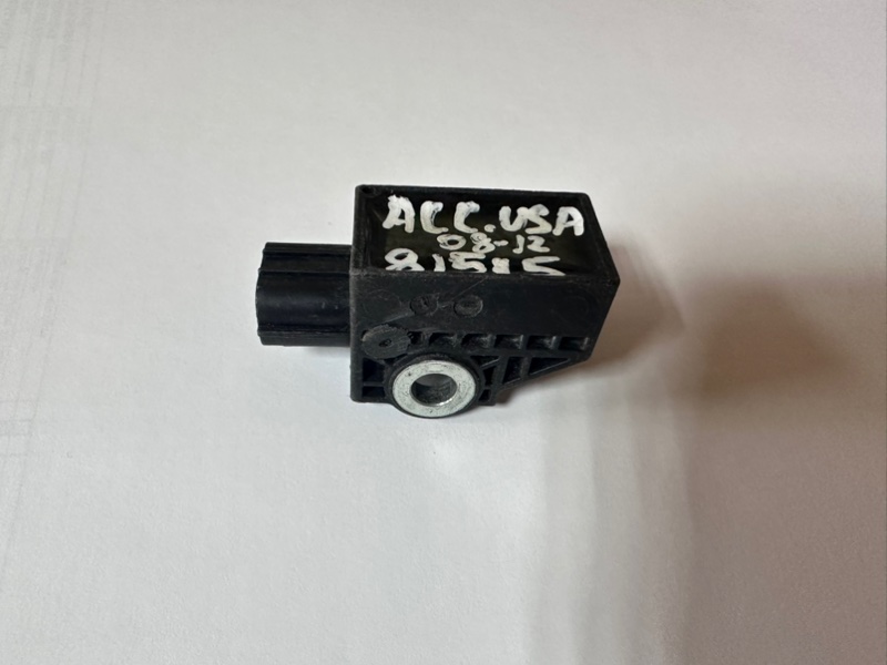 Датчик удара HONDA ACCORD USA 07-12 Датчик удара HONDA ACCORD USA 07-12