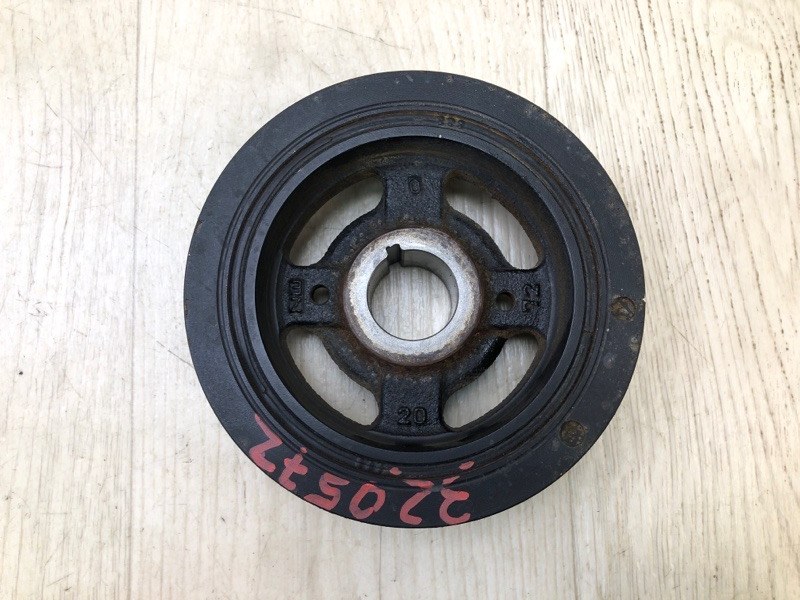 Запчасть шкив коленвала LEXUS RX350/450 09-15 2011 2GR-FXE 3.5L 1347031030 Б/У Шкив коленвала LEXUS RX350/450 09-15 2011 2GR-FXE 3.5L 1347031030 Б/У