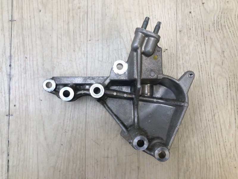 Кронштейн двигателя RX350/450 09-15 2011 2GR-FXE 3.5L