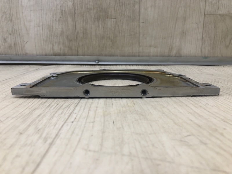 Крышка коленвала задняя LEXUS RX350/450 09-15 2GR-FXE 3.5L