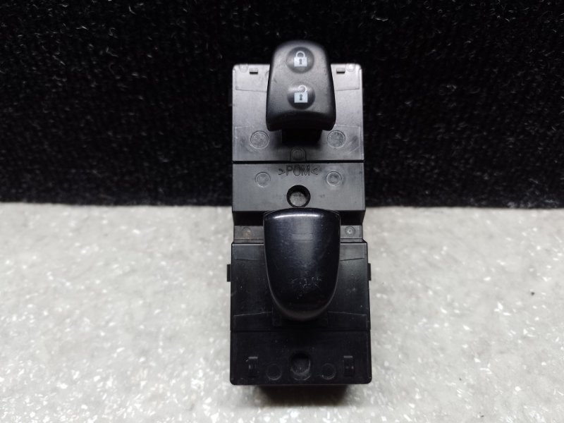 Кнопка стеклоподъемника передняя правая NISSAN ALTIMA L33 12-18 25411-3TA1B Б/У