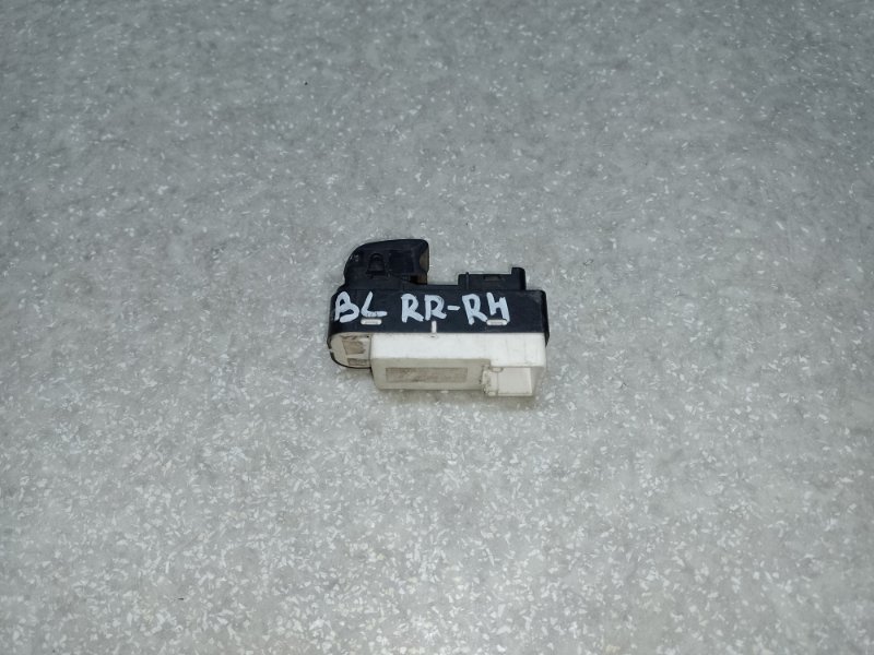 Кнопка стеклоподъемника задняя 3 BL 09-13 Кнопка стеклоподъемника задняя 3 BL 09-13