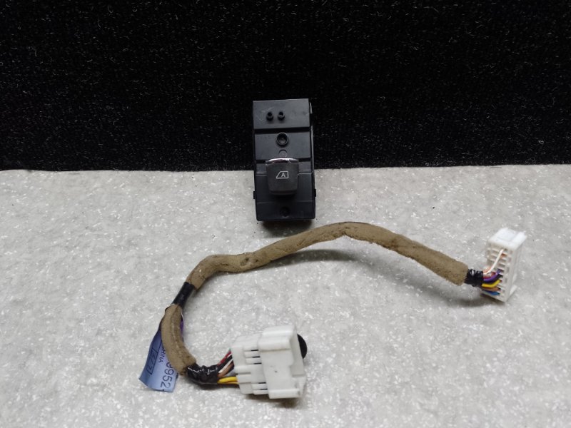 Кнопка стеклоподъемника задняя левая INFINITI QX60/JX35 12-20 25431-3JA2A Б/У