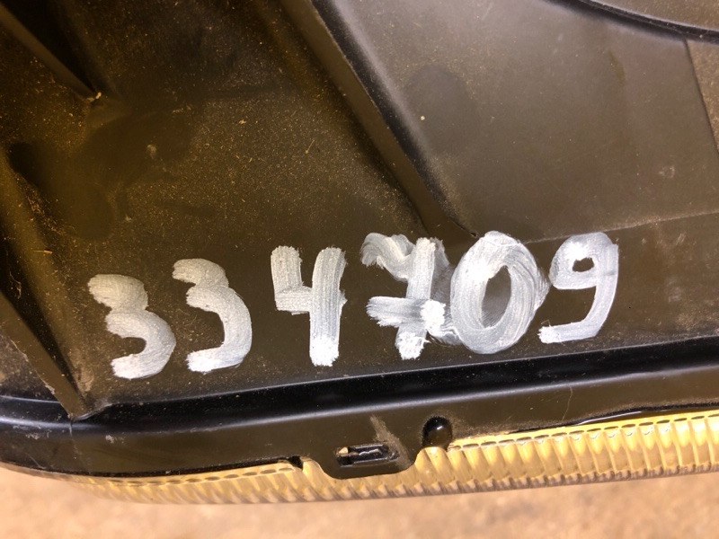 Фара правая 300 04-10 Фара правая 300 04-10