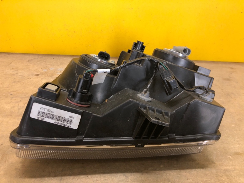 Фара правая 300 04-10 Фара правая 300 04-10