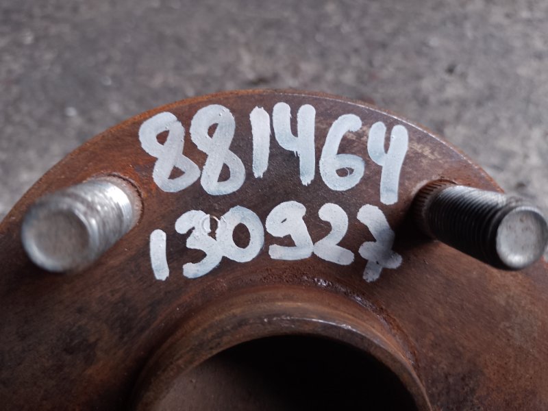 Ступица задняя левая SX4 06-13 2008 Седан 2.0