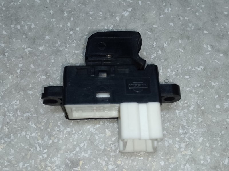 Кнопка стеклоподъемника задняя FORESTER SH 07-12