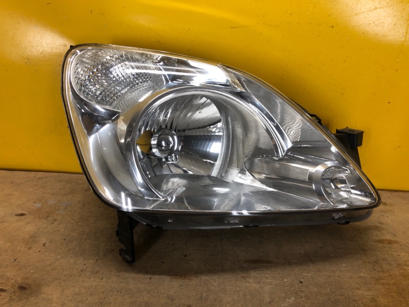 Фара правая HONDA CRV 02-06 33101SCAG02 Б/У