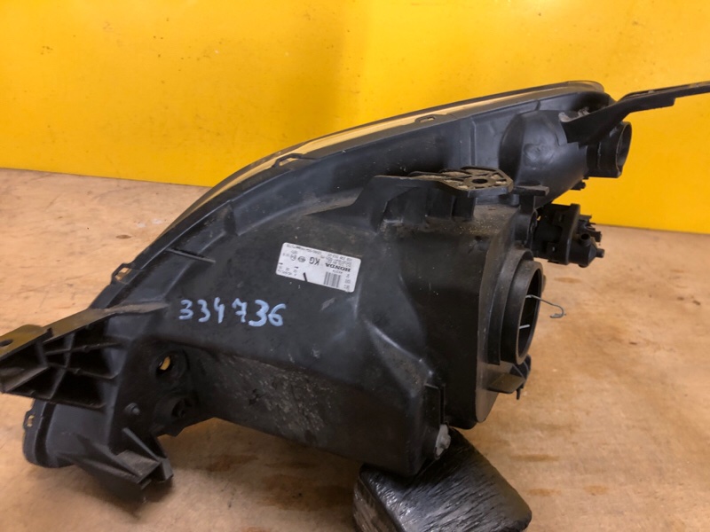 Фара правая CRV 02-06