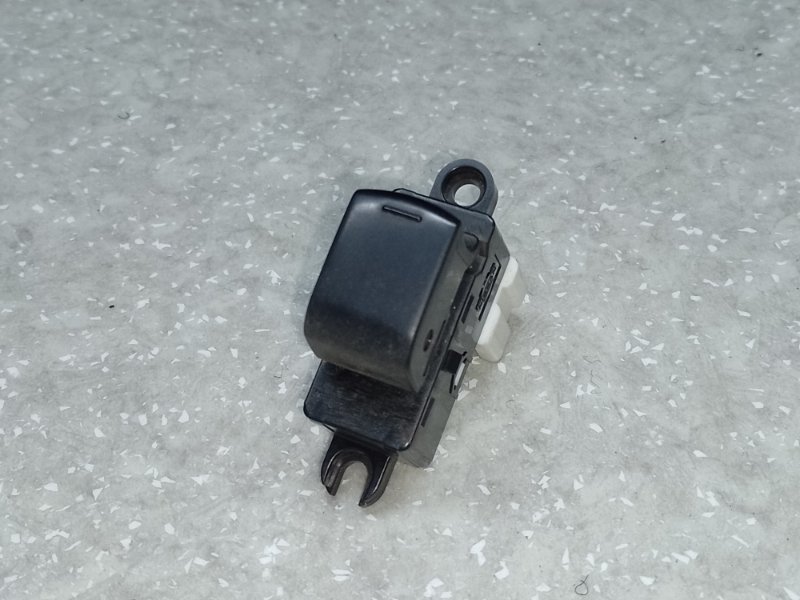 Кнопка стеклоподъемника задняя NISSAN ROGUE 08-15 25411-1FA0A Б/У