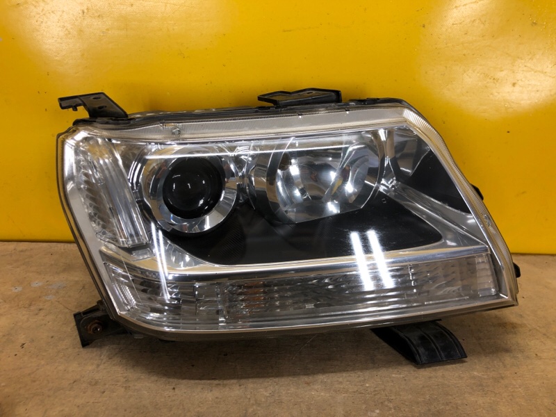 Фара правая SUZUKI GRAND VITARA 05-15 3512065JB2 Б/У