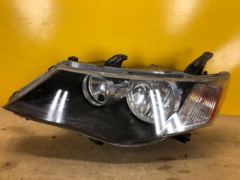 Запчасть фара левая MITSUBISHI OUTLANDER XL 05-13 8301A917 Б/У Фара левая MITSUBISHI OUTLANDER XL 05-13 8301A917 Б/У