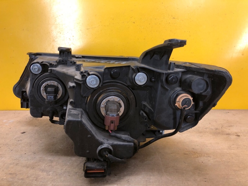 Фара правая OUTLANDER XL 05-13 Фара правая OUTLANDER XL 05-13