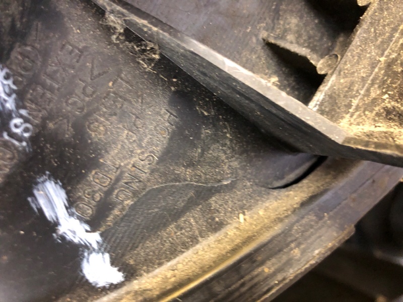 Фара левая OUTLANDER XL 05-13