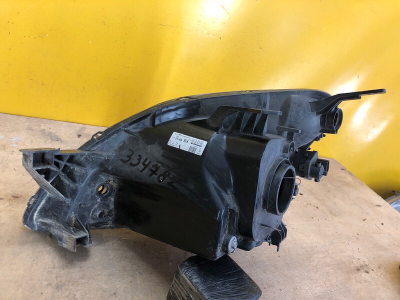 Фара правая CRV 02-06