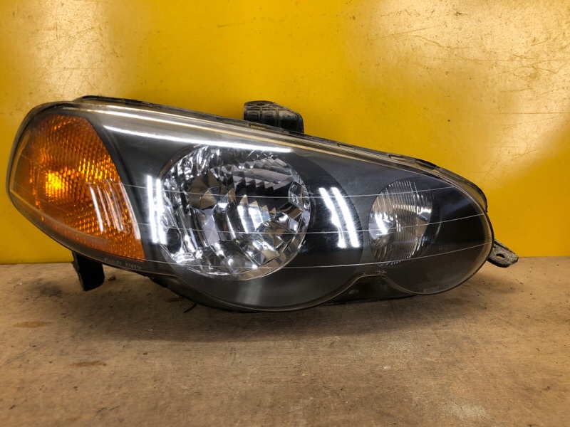 Фара правая HONDA HR-V 98–05 33101S2HG01 Б/У