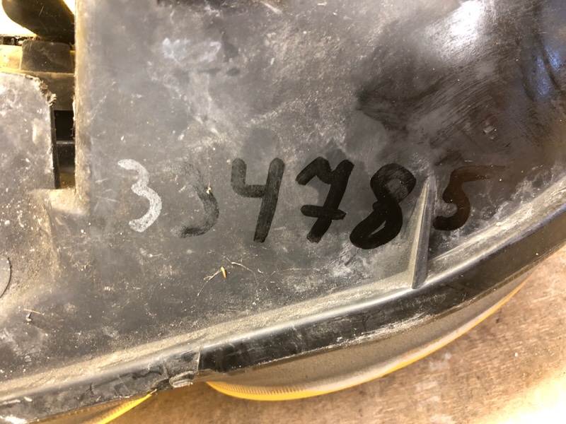 Фара правая HR-V 98–05