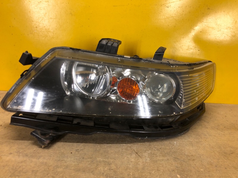 Фара левая HONDA ACCORD CL7 / TSX 03-08 33151SEAG01 Б/У