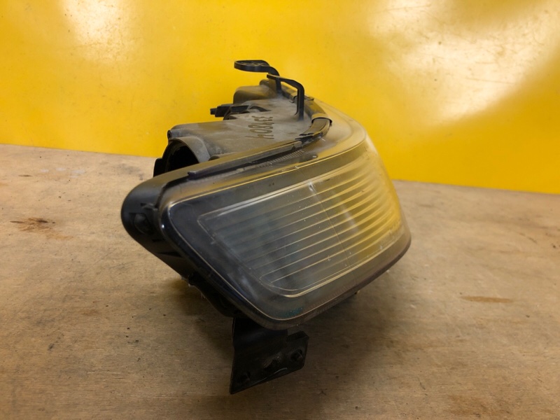 Фара правая ACCORD CL7 / TSX 03-08