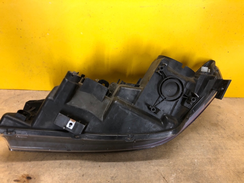 Фара правая ACCORD CL7 / TSX 03-08