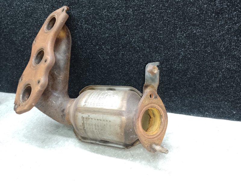 Катализатор левый VENZA 09-16 2009 3.5 2GR-FE