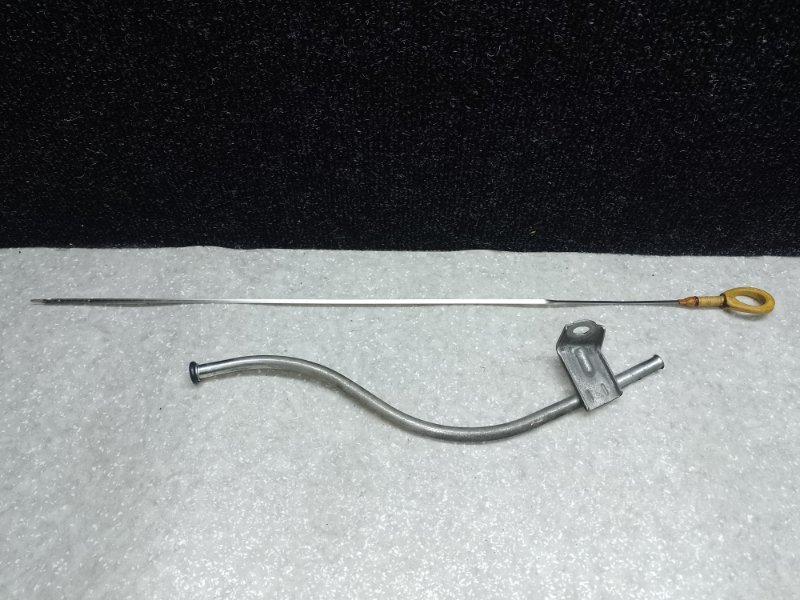 Щуп TOYOTA VENZA 09-16 2009 3.5 2GR-FE 15301-0P010 Б/У