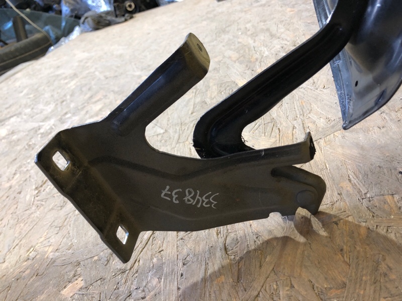 Петля капота левая NISSAN LEAF 18- 65401-5SK0B Б/У