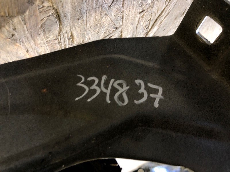 Петля капота левая LEAF 18-