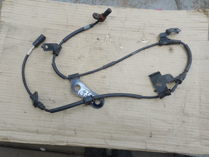 Датчик ABS задний правый HYUNDAI TUCSON TL 15-20 95681-D3010 Б/У