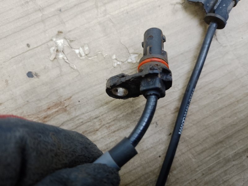 Датчик ABS задний правый TUCSON TL 15-20