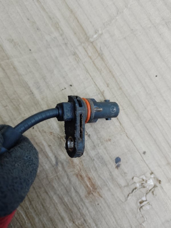 Датчик ABS задний правый TUCSON TL 15-20