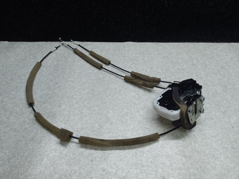 Замок двери задний левый X-TRAIL/ROGUE T32 13-20 Замок двери задний левый X-TRAIL/ROGUE T32 13-20