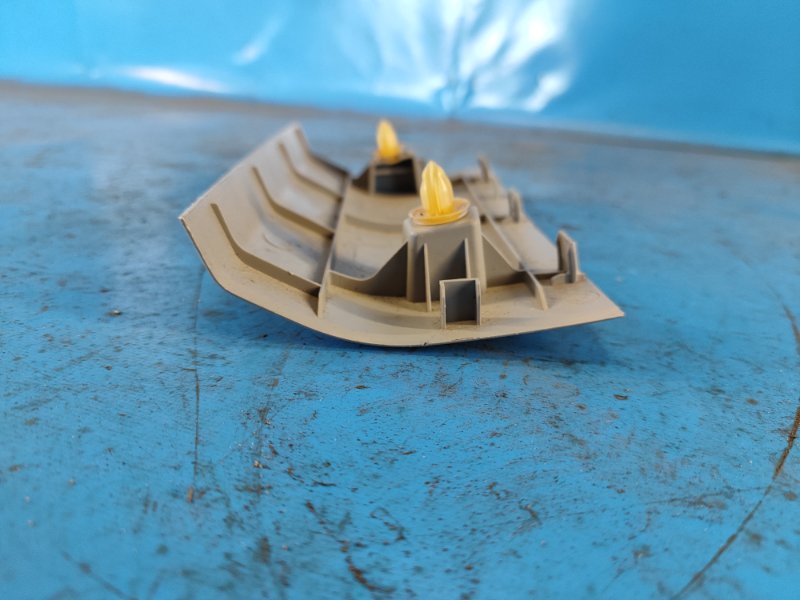 Накладка в салоне TOYOTA PRIUS - 30 09-17 ZVW30