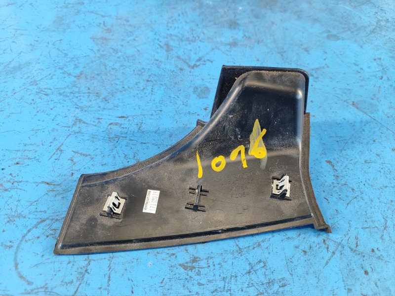 Накладка кузова левая MUSTANG 15- 2019 S550 2.3 C23HD0D