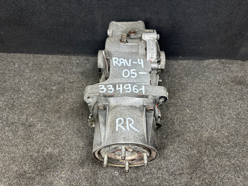 Редуктор задний RAV4 05-12